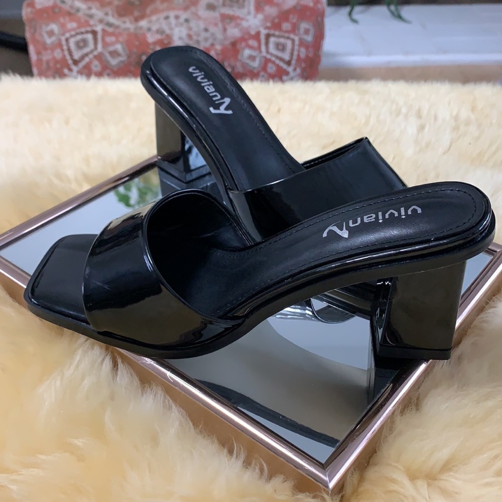 Patent Black Block Heels size 8 - Picture 5 of 5